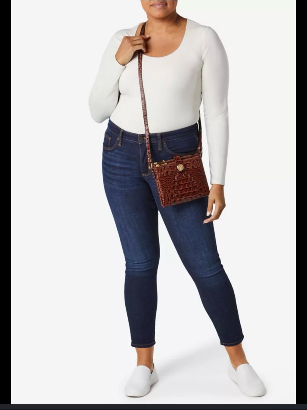 Brahmin crossbody bag Pecan Melbourne croc-embossed leather. turn-lock closure.